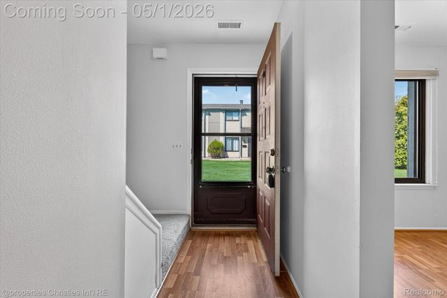 2513 Samoset Road, Royal Oak, MI 48073