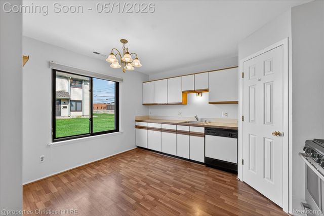 2513 Samoset Road, Royal Oak, MI 48073