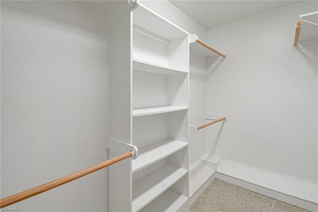 1161 S Hawthorne Road, Winston-salem, NC 27103