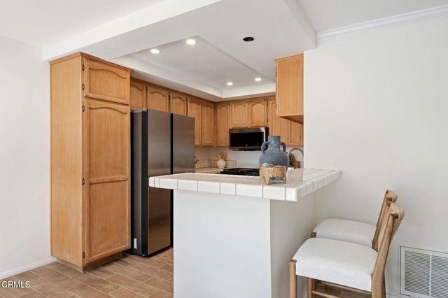 244 Hill Ranch Drive, Thousand Oaks, CA 91362