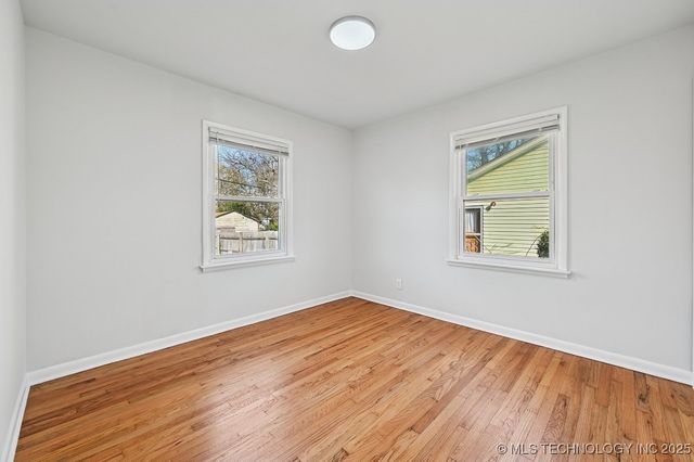 201 E 7th Street, Owasso, OK 74055