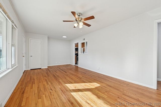 201 E 7th Street, Owasso, OK 74055