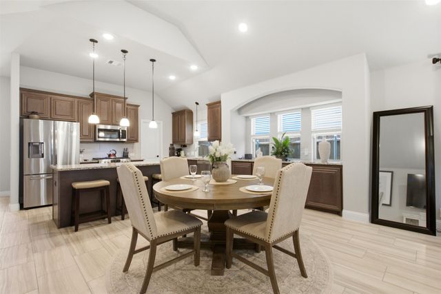 540 Ramon Street, Burleson, TX 76028