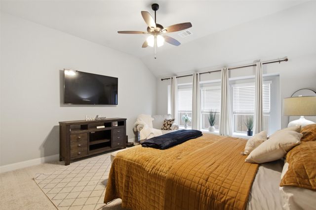 540 Ramon Street, Burleson, TX 76028
