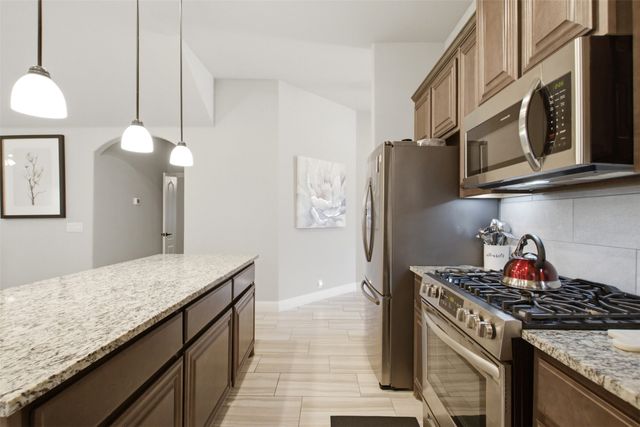 540 Ramon Street, Burleson, TX 76028