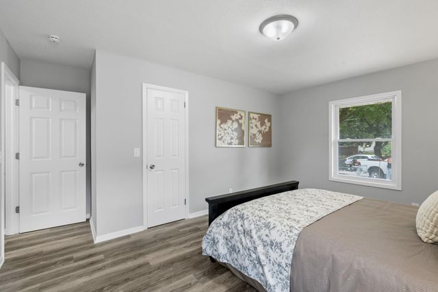 5132 Vincent Avenue N, Minneapolis, MN 55430