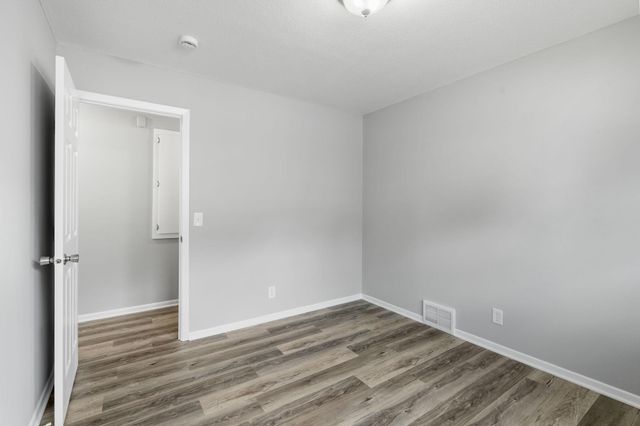 5132 Vincent Avenue N, Minneapolis, MN 55430