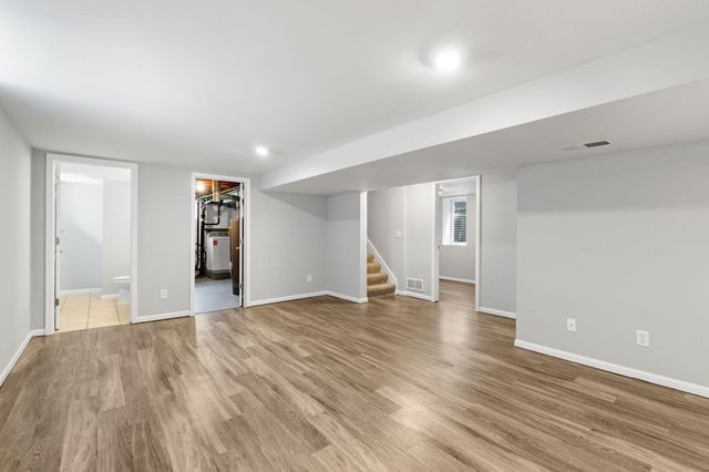5132 Vincent Avenue N, Minneapolis, MN 55430