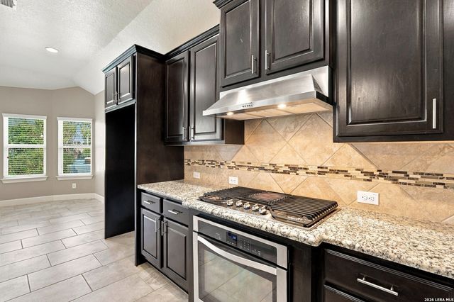 146 ESCALERA CIR, Boerne, TX 78006