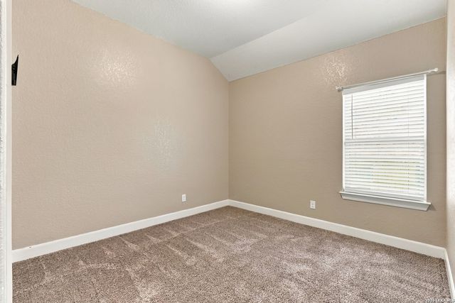 146 ESCALERA CIR, Boerne, TX 78006