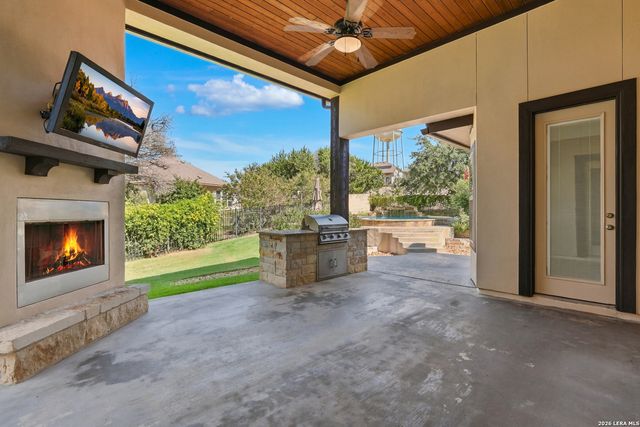 146 ESCALERA CIR, Boerne, TX 78006
