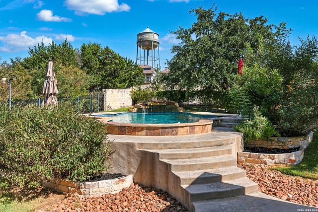 146 ESCALERA CIR, Boerne, TX 78006