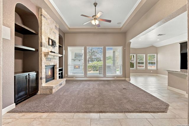 146 ESCALERA CIR, Boerne, TX 78006