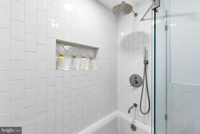 30 S DURHAM ST, Baltimore, MD 21231