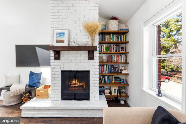 30 S DURHAM ST, Baltimore, MD 21231