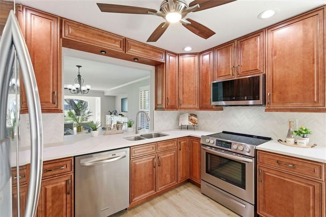 5475 CHANTECLAIRE 58, Sarasota, FL 34235