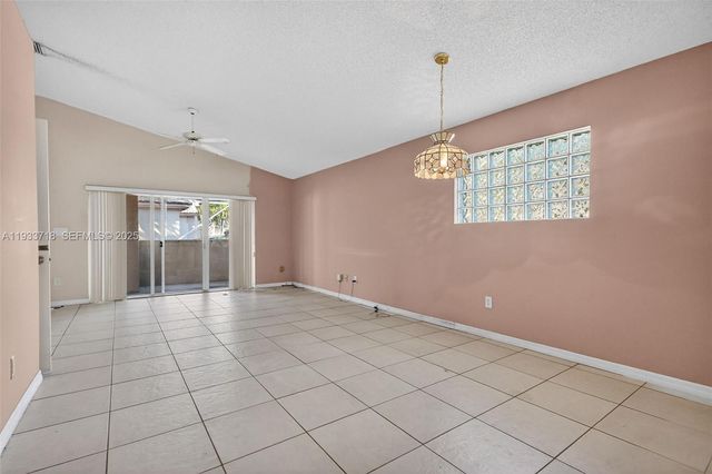 1244 NW 171st Ave, Pembroke Pines, FL 33028