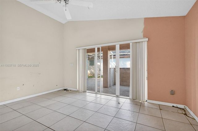 1244 NW 171st Ave, Pembroke Pines, FL 33028