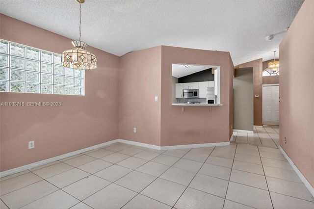 1244 NW 171st Ave, Pembroke Pines, FL 33028