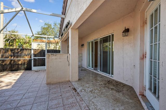 1244 NW 171st Ave, Pembroke Pines, FL 33028