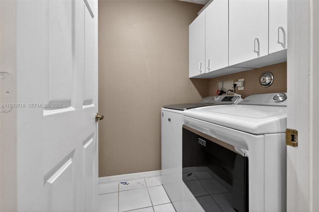 1244 NW 171st Ave, Pembroke Pines, FL 33028