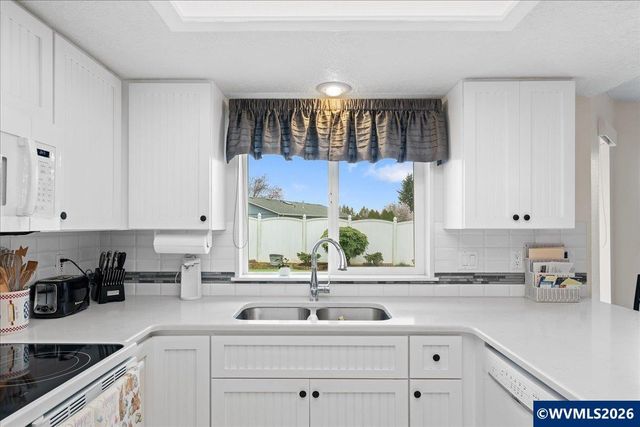 610 SW 7th St, Sublimity, OR 97385