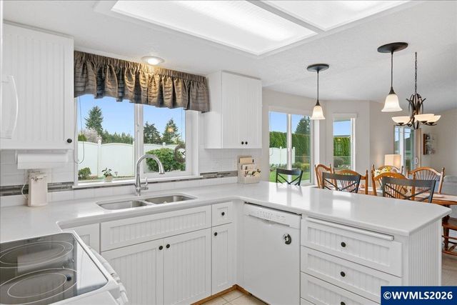 610 SW 7th St, Sublimity, OR 97385