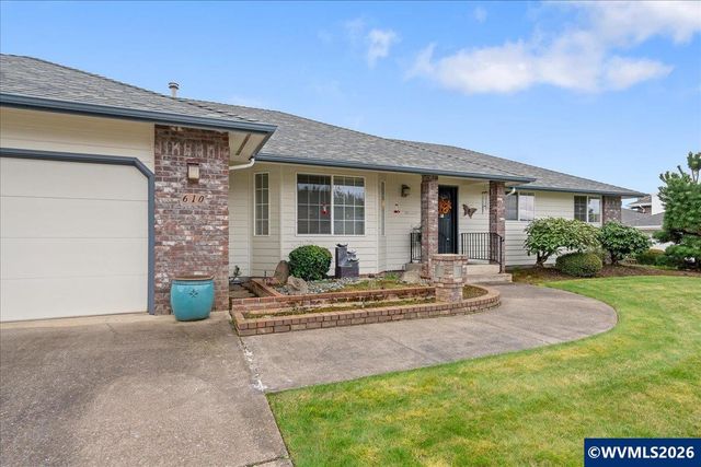 610 SW 7th St, Sublimity, OR 97385