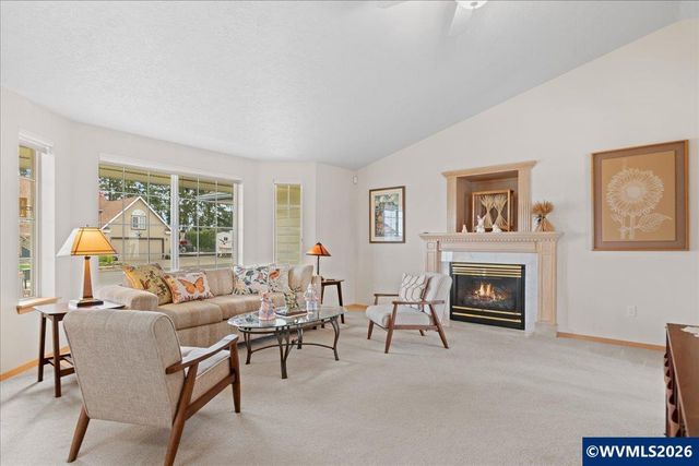 610 SW 7th St, Sublimity, OR 97385