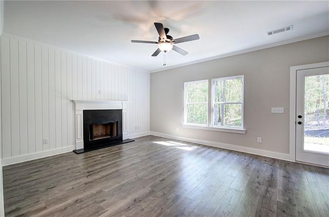 258 Summit Height Drive, Cartersville, GA 30121