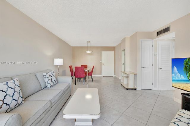 3113 S Ocean Dr 804, Hallandale Beach, FL 33009