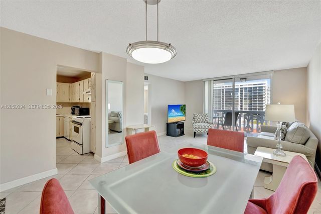 3113 S Ocean Dr 804, Hallandale Beach, FL 33009