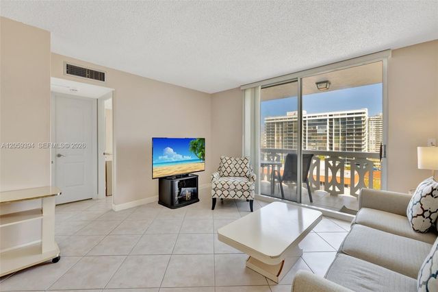 3113 S Ocean Dr 804, Hallandale Beach, FL 33009