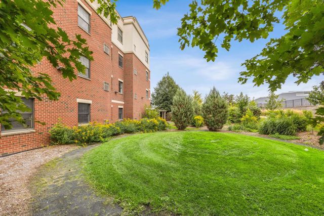 619 8th Street SE 208, Minneapolis, MN 55414