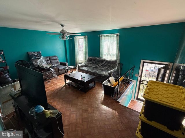 7613 RAVEN PL, Philadelphia, PA 19153