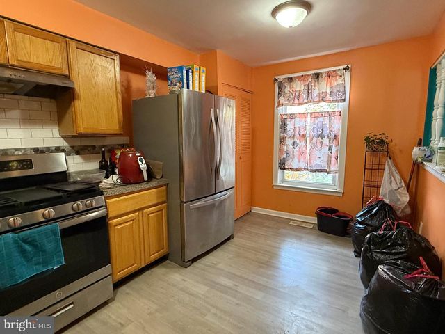 7613 RAVEN PL, Philadelphia, PA 19153