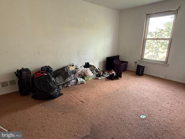 7613 RAVEN PL, Philadelphia, PA 19153