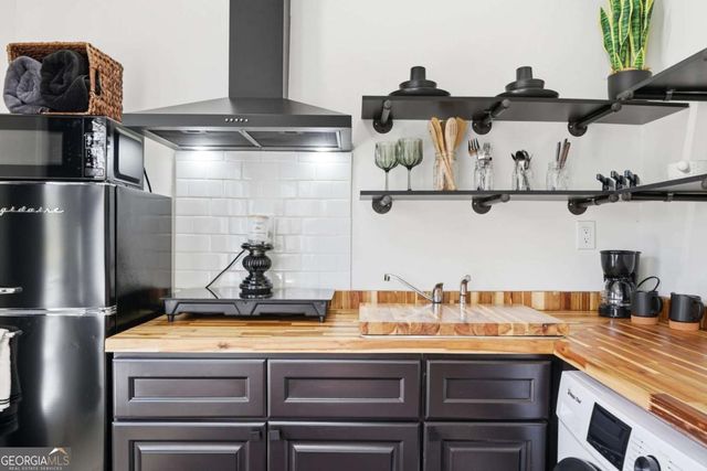 710 Lumber Company Road, Talking Rock, GA 30175