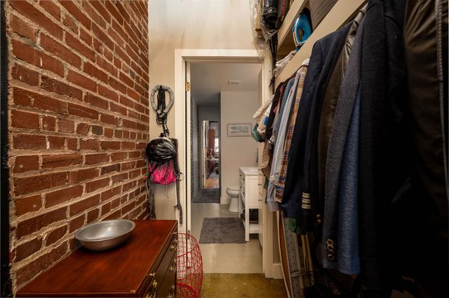 408 S Front St Apt 501, Memphis, TN 38103