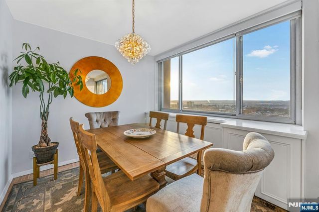 1600 Parker Avenue 27J, Fort Lee, NJ 07024