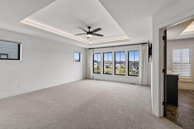 16920 46th Avenue N, Plymouth, MN 55446