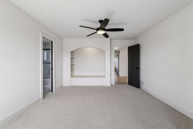 16920 46th Avenue N, Plymouth, MN 55446