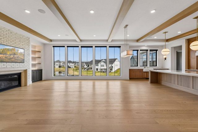 16920 46th Avenue N, Plymouth, MN 55446