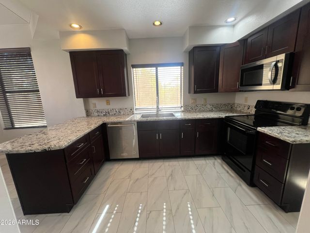 10429 E SAN TAN Boulevard, Sun Lakes, AZ 85248