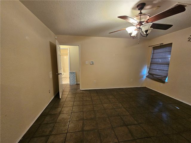 2105 Harbor, Rockport, TX 78382