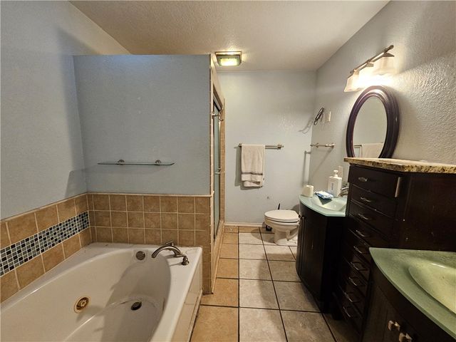 2105 Harbor, Rockport, TX 78382