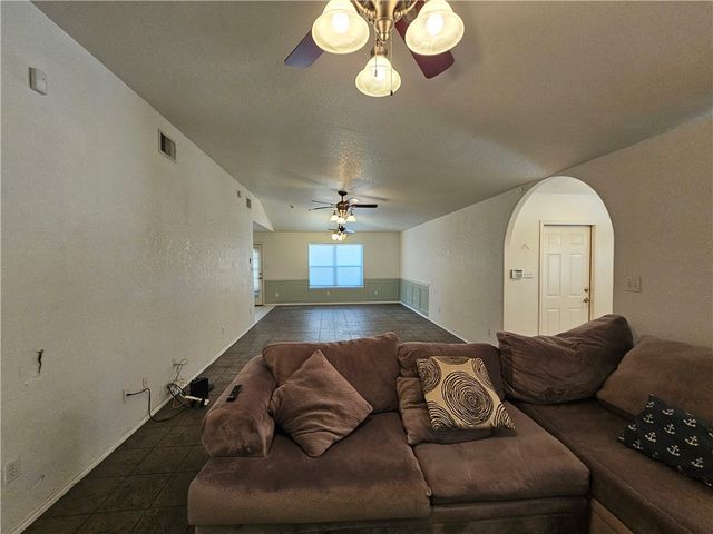 2105 Harbor, Rockport, TX 78382