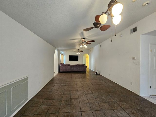 2105 Harbor, Rockport, TX 78382