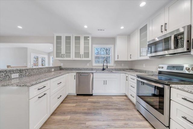 149 Windlass RD, Moneta, VA 24121