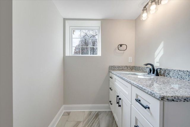 149 Windlass RD, Moneta, VA 24121